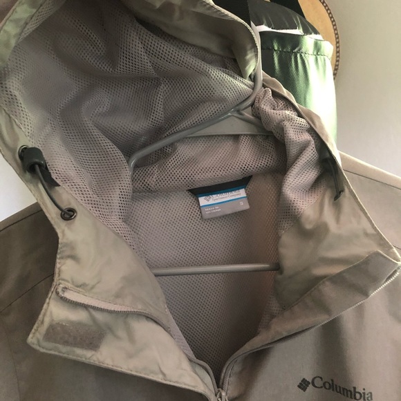 Columbia Rain Jacket - Picture 3 of 6